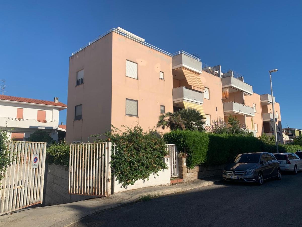 La Maison Lilla, Sabaudia Exteriör bild